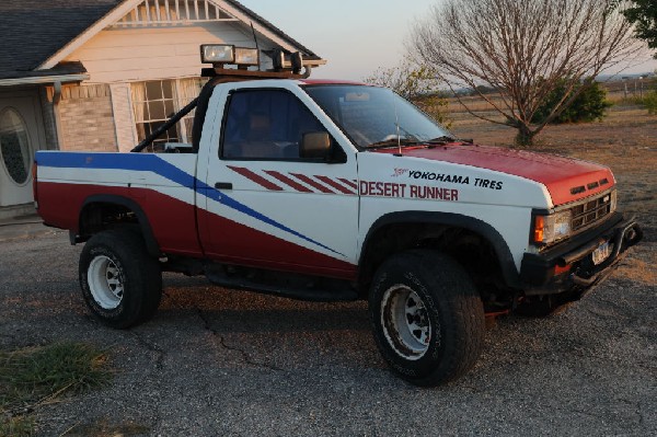 JeffBs 1988 Nissan Desert Runner 4x4 Hardbody