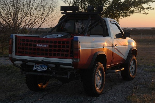 JeffBs 1988 Nissan Desert Runner 4x4 Hardbody Restoration Project - photo b