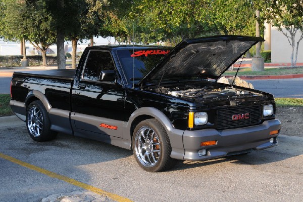 Austin FBody Meetup 08/27/11 Cedar Park Texas - photo by jeff barringer