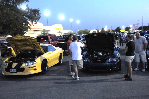 Austin FBody Meetup 08/27/11 Cedar Park Texas - photo by jeff barringer